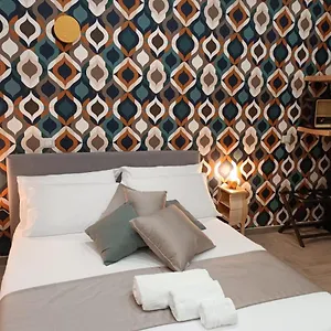 Geometric Art Bari