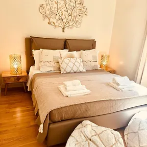 Futura Exclusive 2 Apartment